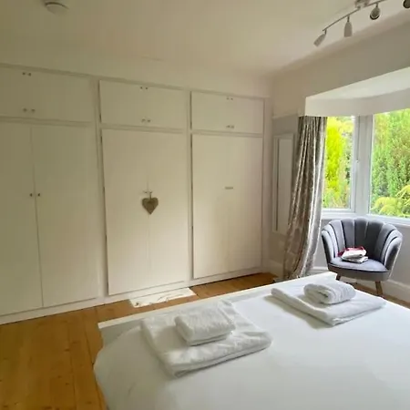 Meadowside, Troutbeck Bridge With Offsite Health Club Holiday home *