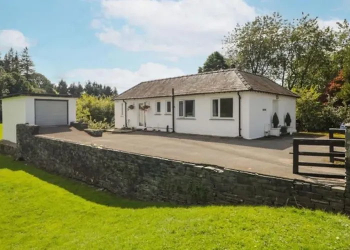 Meadowside, Troutbeck Bridge With Offsite Health Club Windermere